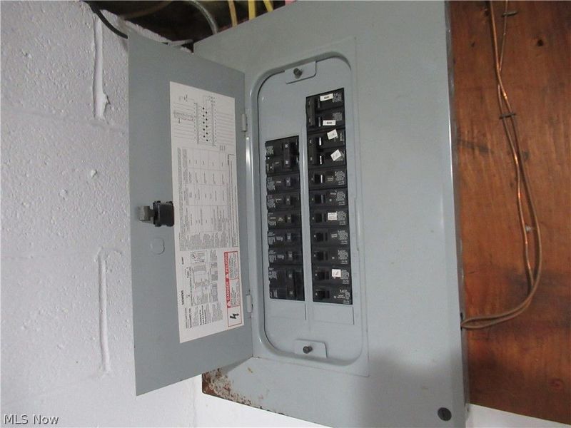 330 Paul Street , Bedford, OH 44146 Photo 27