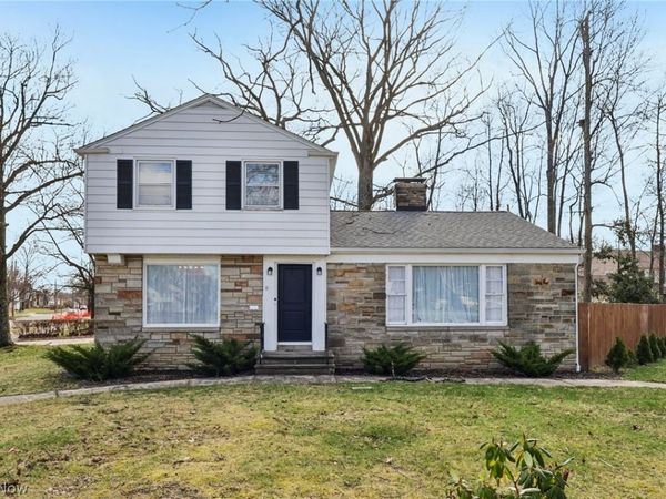 4284 Silsby Road , University Heights, OH 44118