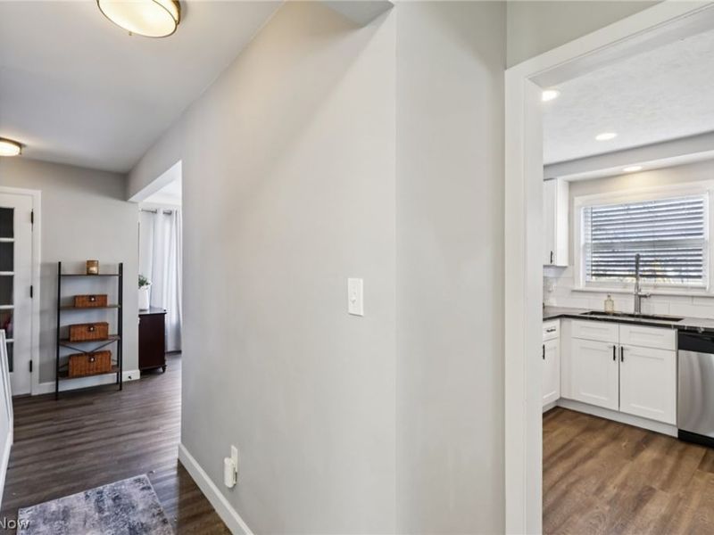 4284 Silsby Road , University Heights, OH 44118 Photo 14