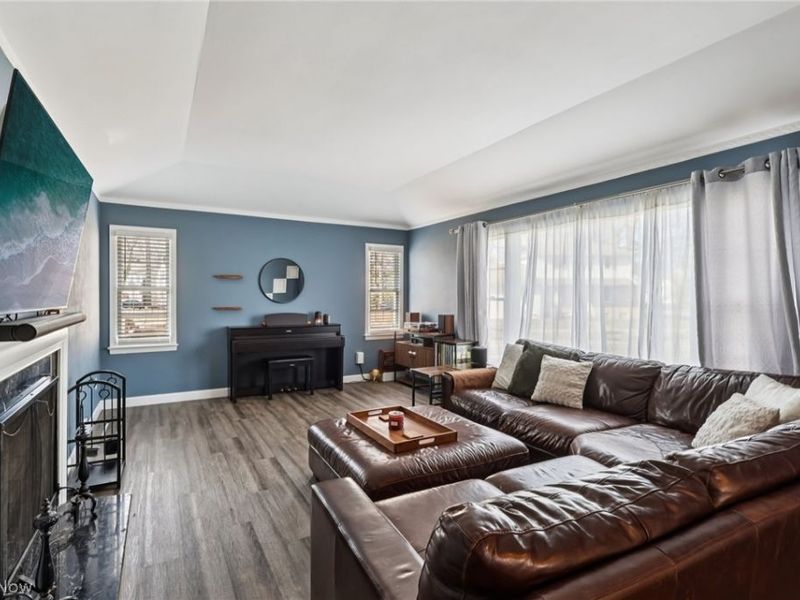 4284 Silsby Road , University Heights, OH 44118 Photo 2