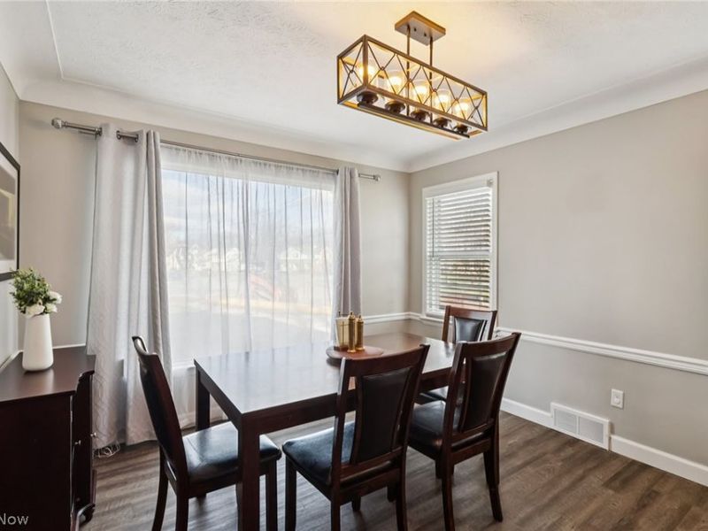 4284 Silsby Road , University Heights, OH 44118 Photo 5