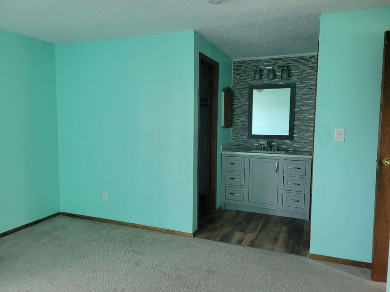 6279 Braiden Court , Unit B, Columbus, OH 43213 Photo 17