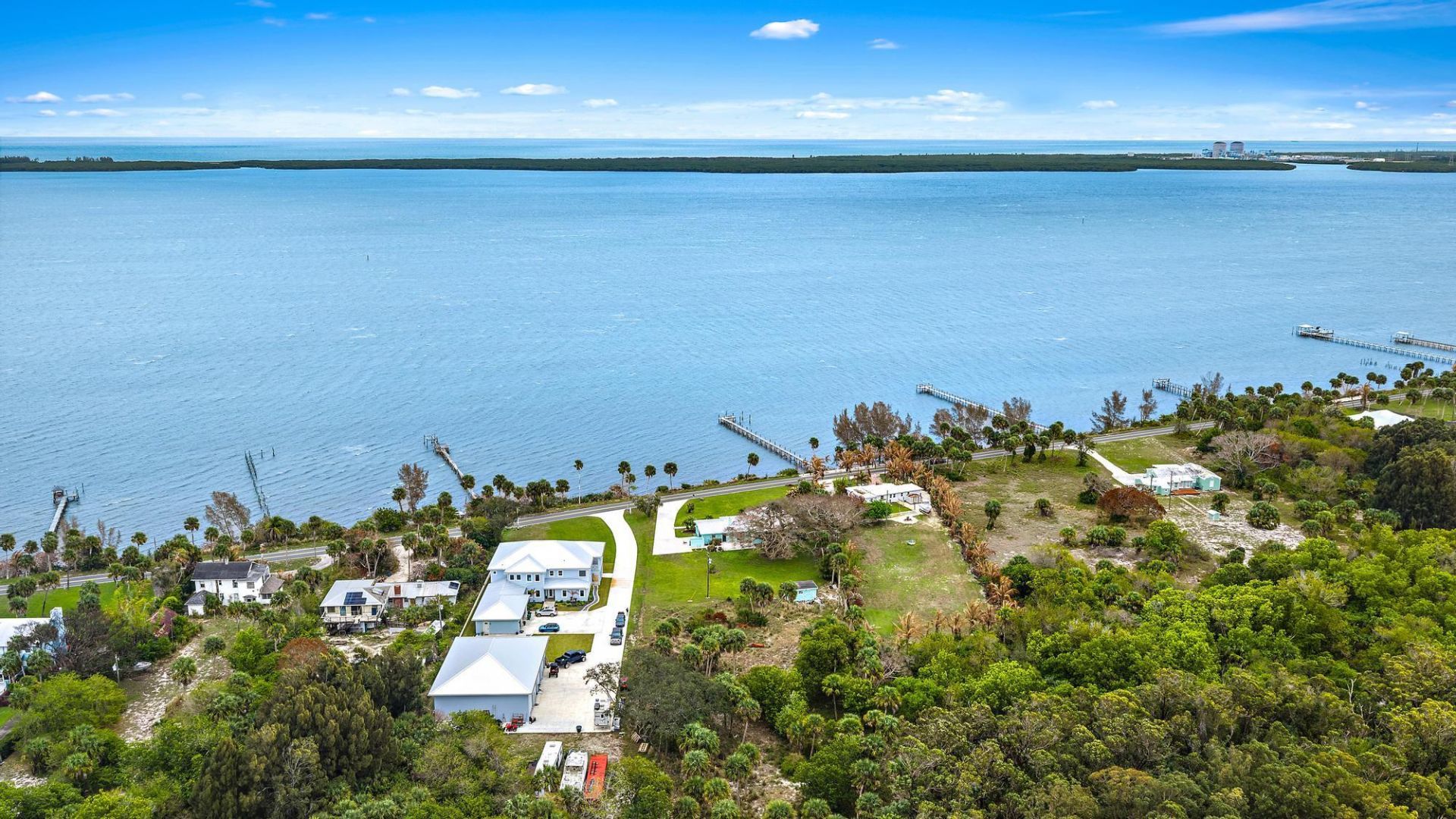 6205 S Indian River Drive, Fort Pierce, FL 34982 Photo