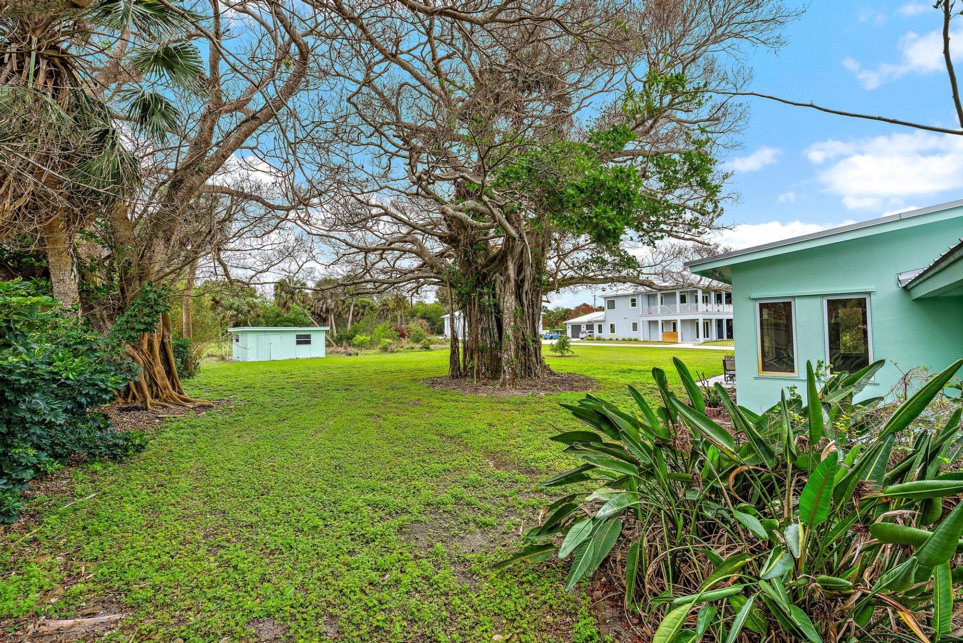 6205 S Indian River Drive, Fort Pierce, FL 34982 Photo