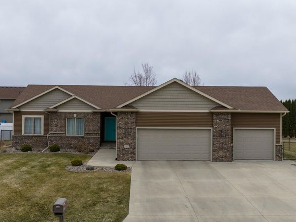 1407 28th Street SW, Austin, MN 55912