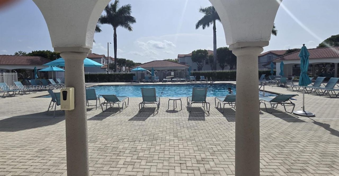 10840 NW 79th St, Doral, FL 33178 Photo