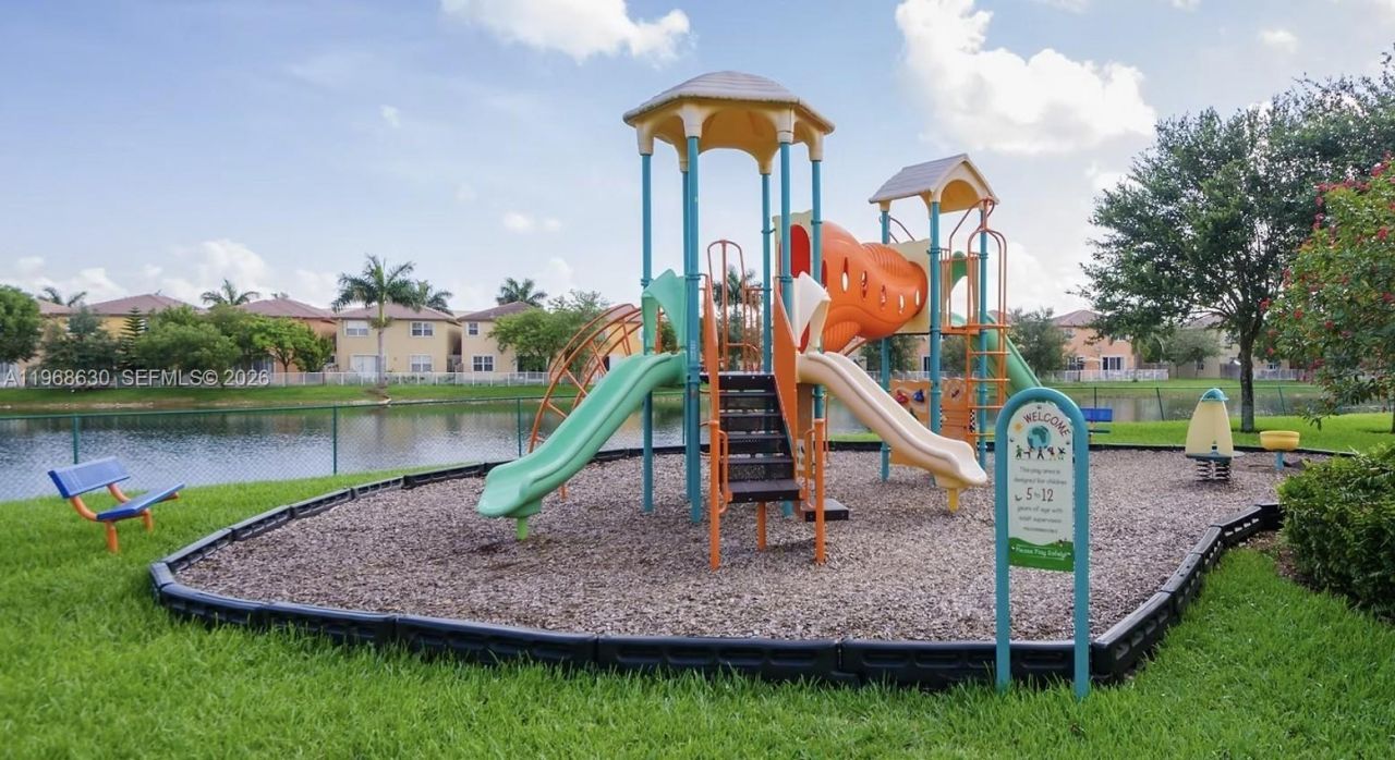 10840 NW 79th St, Doral, FL 33178 Photo