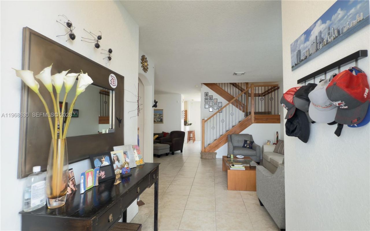 10840 NW 79th St, Doral, FL 33178 Photo