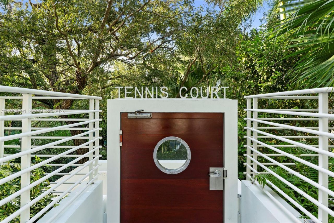 2627 S Bayshore Dr, Unit 1408, Miami, FL 33133 Photo