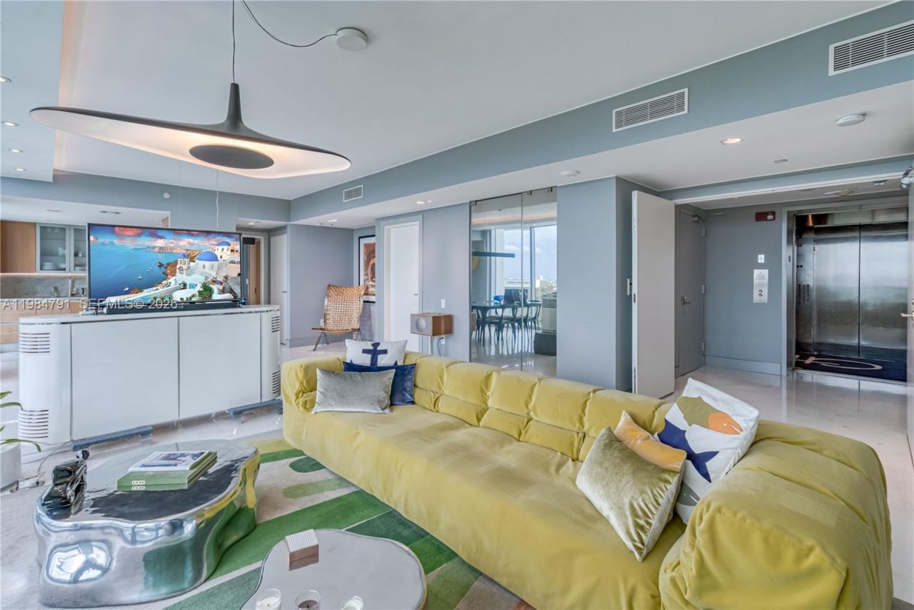 2627 S Bayshore Dr, Unit 1408, Miami, FL 33133 Photo