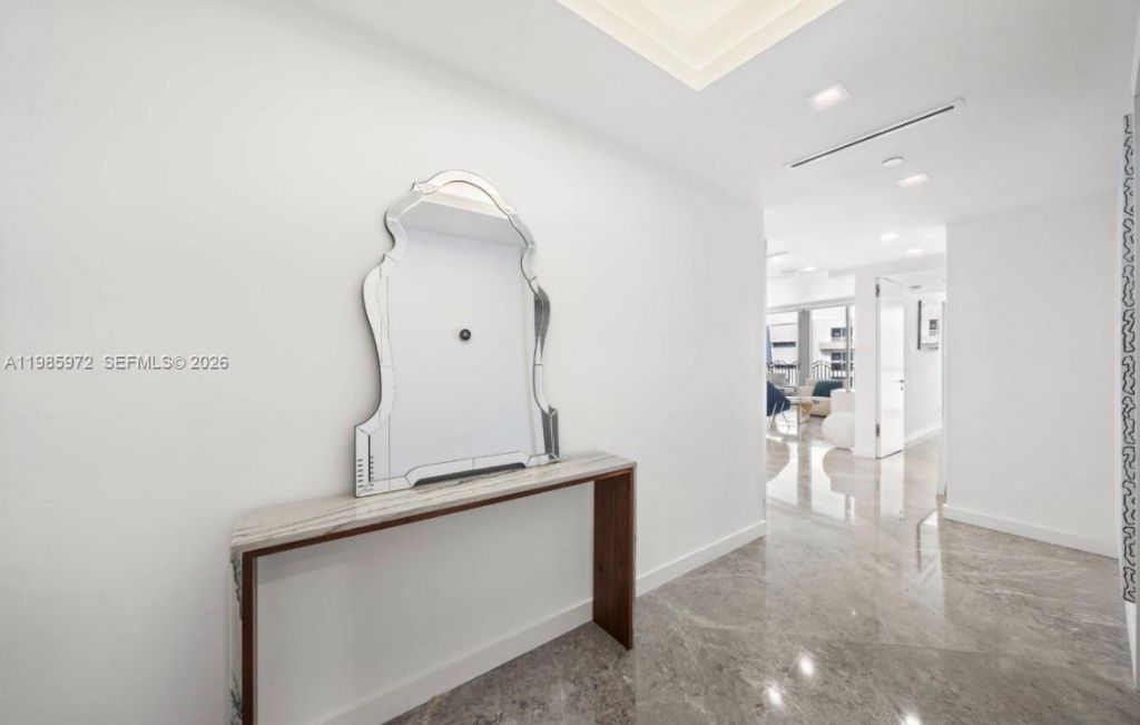 1500 Ocean Dr , Unit UPH-5, Miami Beach, FL 33139 Photo