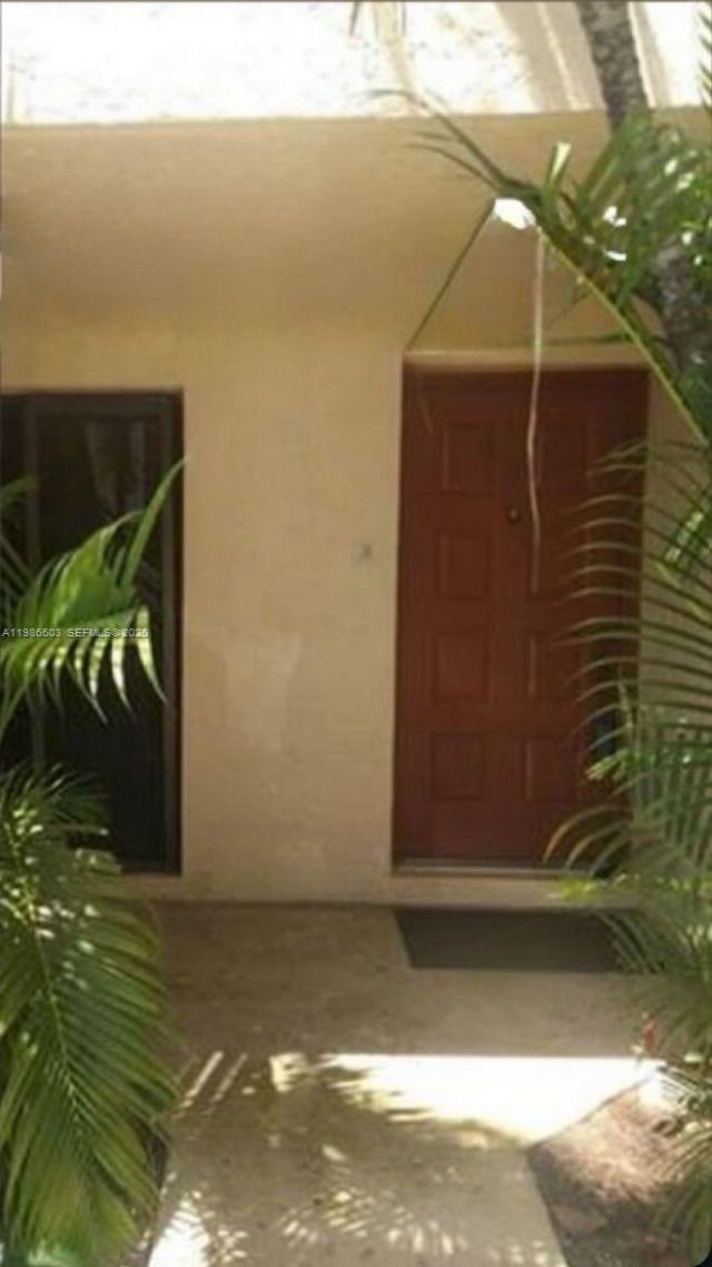 20320 NE 3rd Ct , Unit 3, Miami, FL 33179 Photo