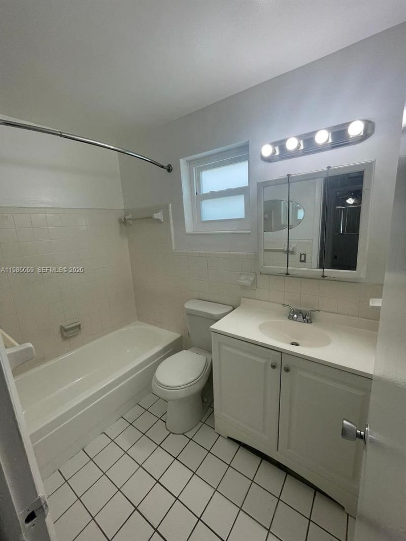 2826 Van Buren St , Hollywood, FL 33020 Photo
