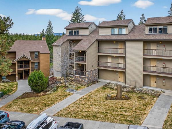 18575 SW Century, Unit # 1711, Bend, OR 97702