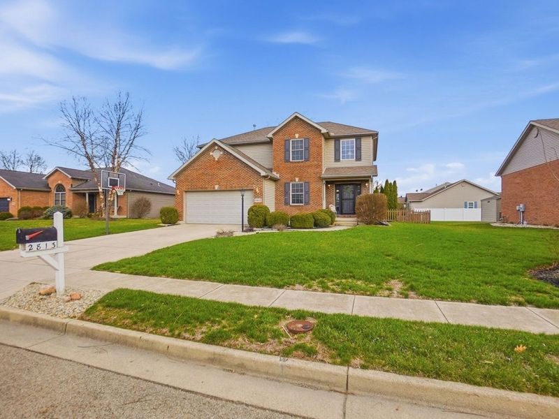 2813 Amberwood Drive, Troy, OH 45373 Photo 1