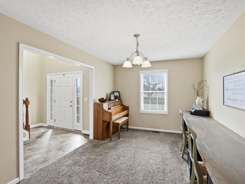 2813 Amberwood Drive, Troy, OH 45373 Photo 14