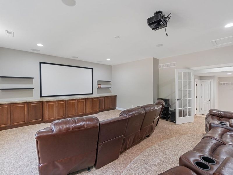 163 Compton Road, Wyoming, OH 45215 Photo 12