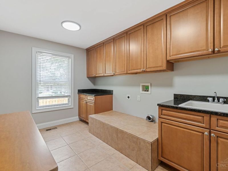 163 Compton Road, Wyoming, OH 45215 Photo 14