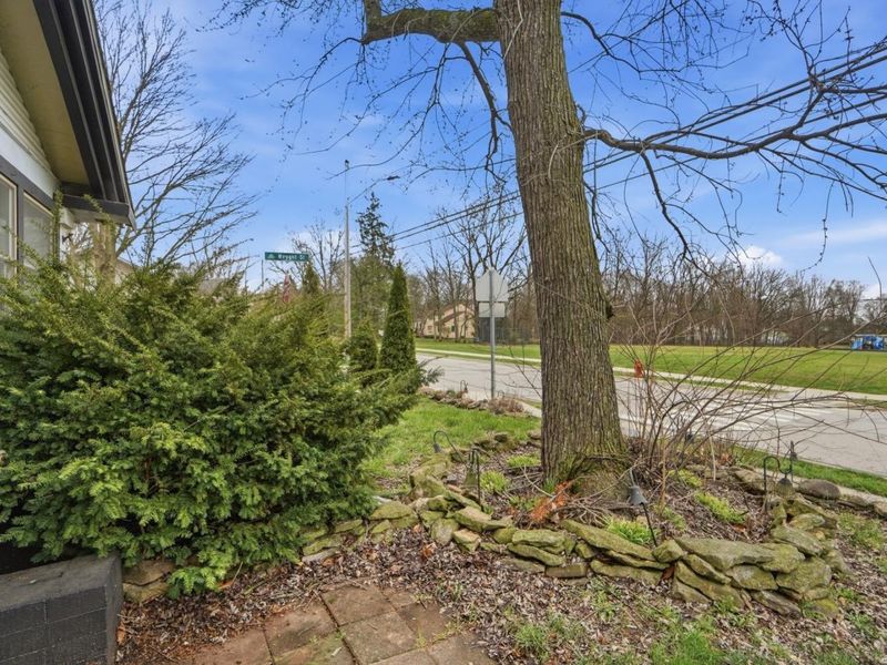 184 E Park Street , Westerville, OH 43081 Photo 16