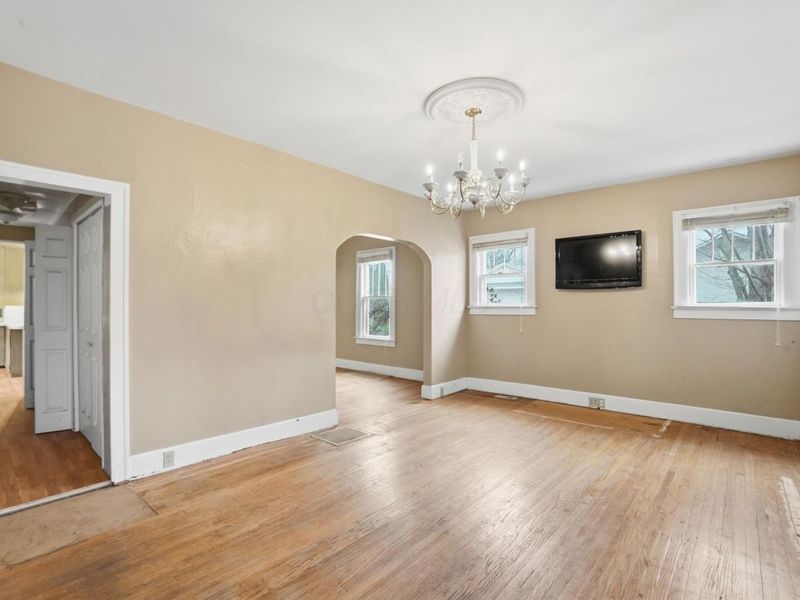 184 E Park Street , Westerville, OH 43081 Photo 25