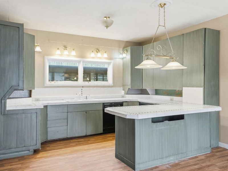 184 E Park Street , Westerville, OH 43081 Photo 31