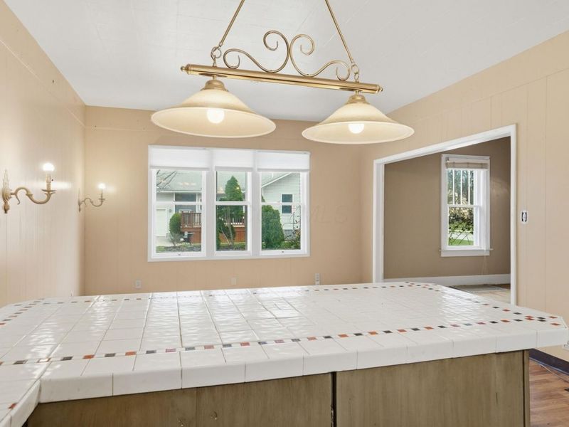 184 E Park Street , Westerville, OH 43081 Photo 37