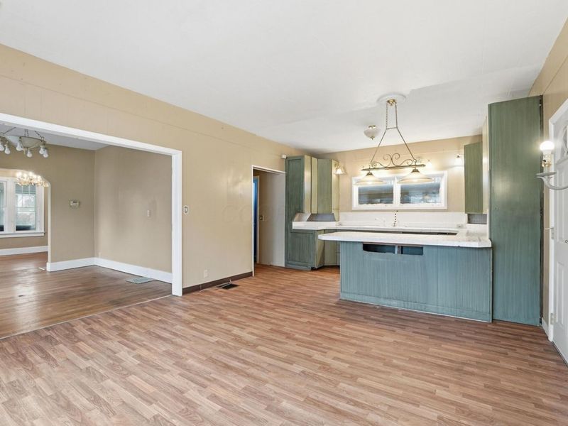 184 E Park Street , Westerville, OH 43081 Photo 40