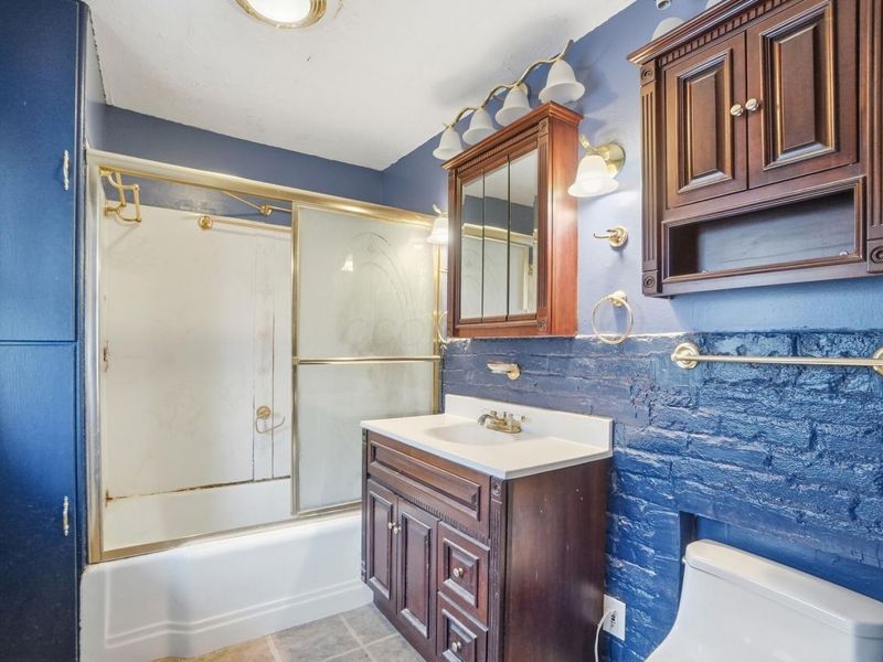 184 E Park Street , Westerville, OH 43081 Photo 50