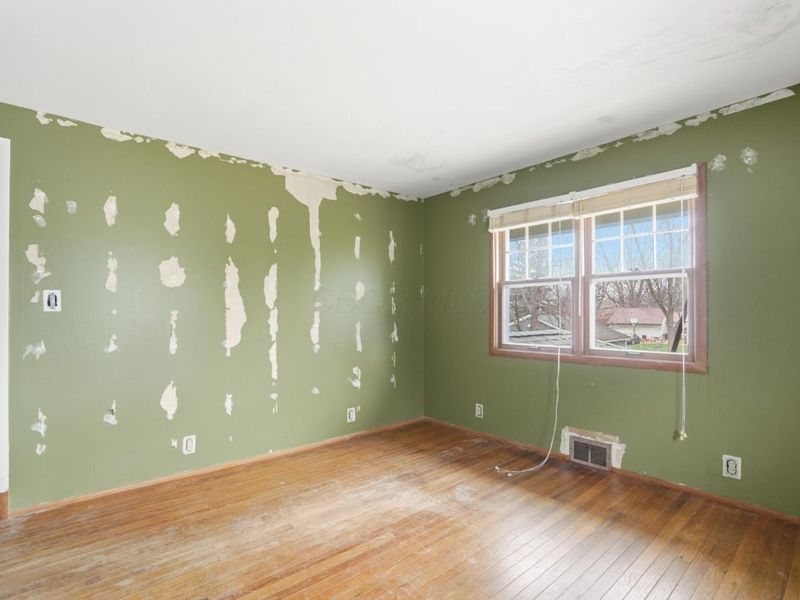 184 E Park Street , Westerville, OH 43081 Photo 63