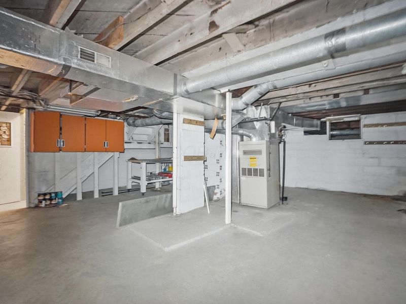 184 E Park Street , Westerville, OH 43081 Photo 71