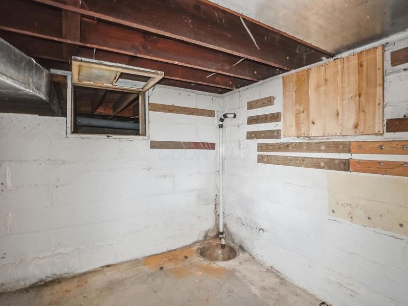 184 E Park Street , Westerville, OH 43081 Photo 73