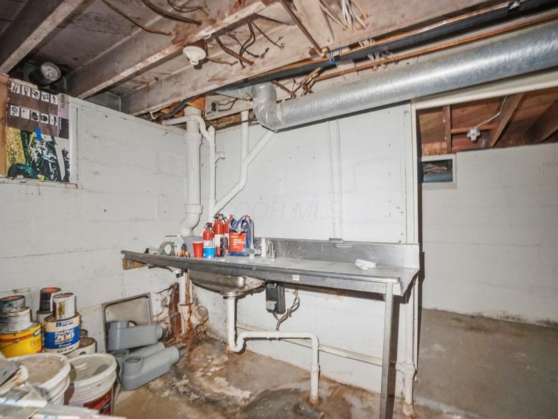 184 E Park Street , Westerville, OH 43081 Photo 75