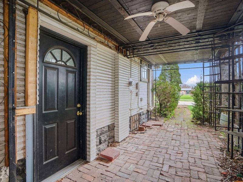 184 E Park Street , Westerville, OH 43081 Photo 83