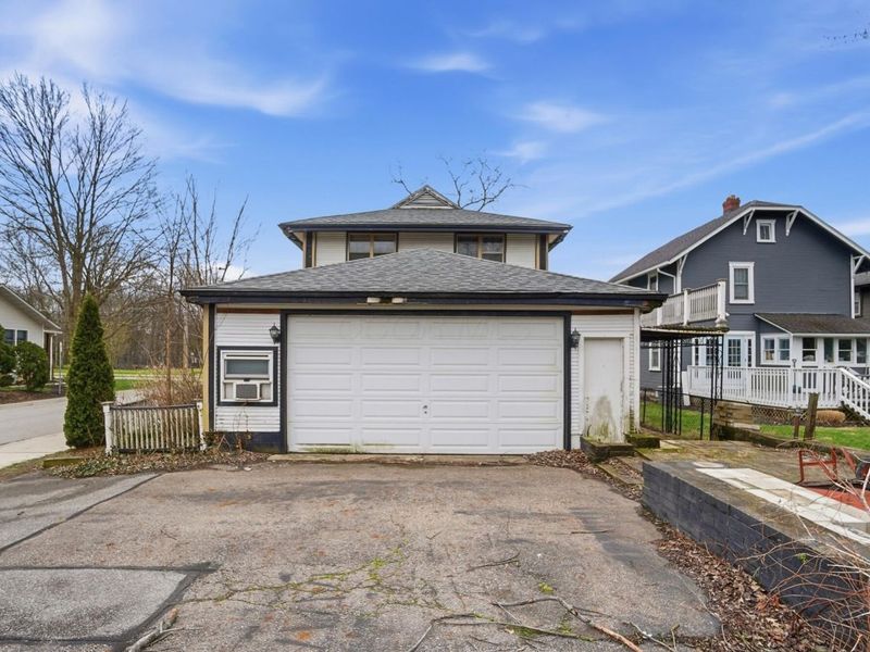 184 E Park Street , Westerville, OH 43081 Photo 91