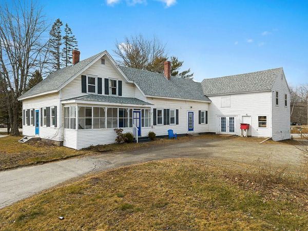 903 Western Avenue , Manchester, ME 04351