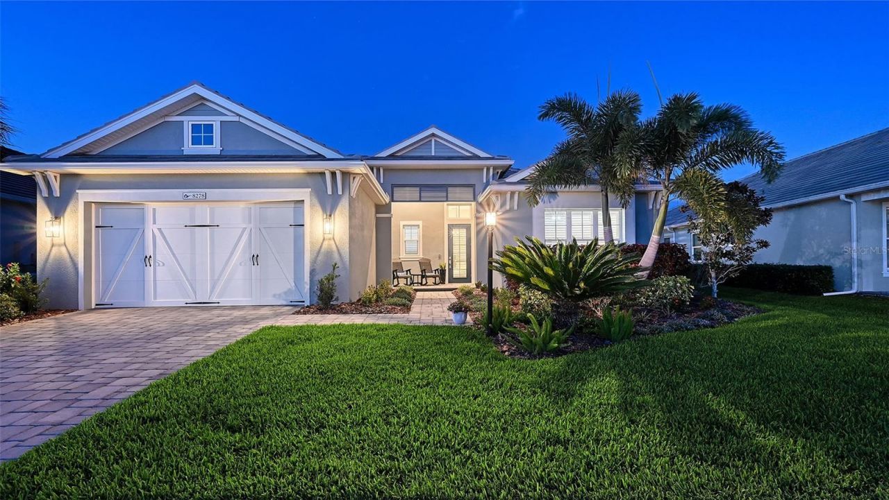 8278 Grande Shores Drive, Sarasota, FL 34240 Main Photo