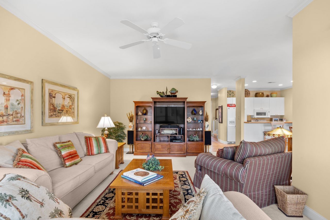 48 Twelve Oaks Dr. Photo 11