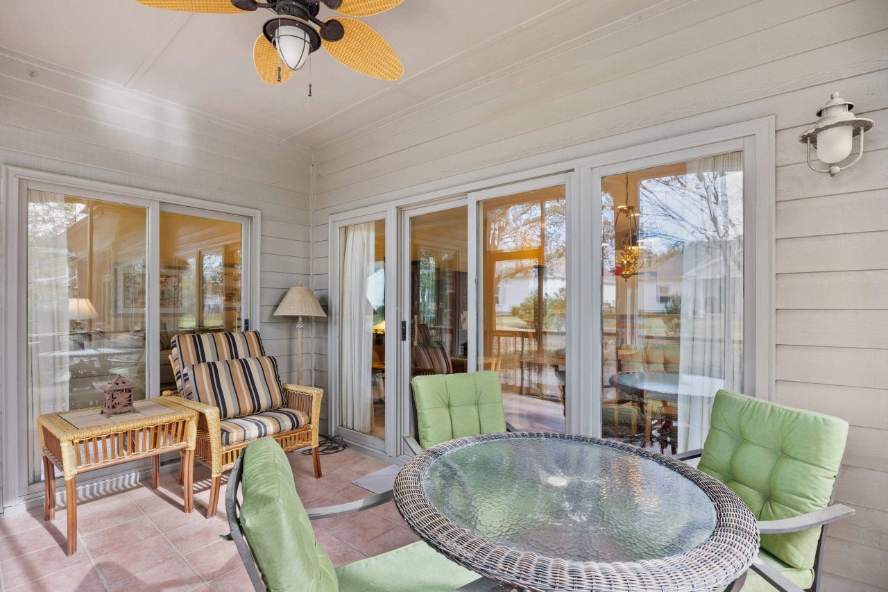 48 Twelve Oaks Dr. Photo 15