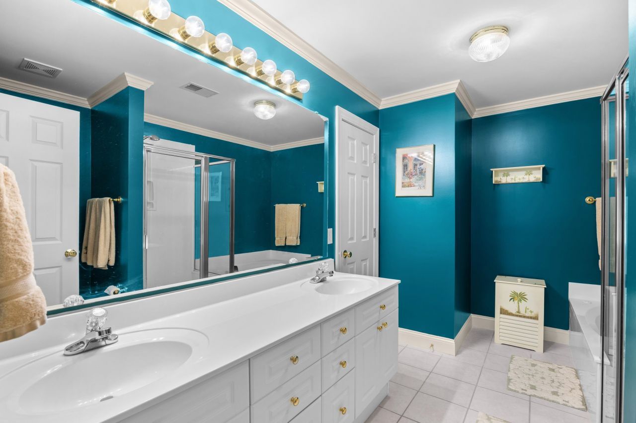 48 Twelve Oaks Dr. Photo 25