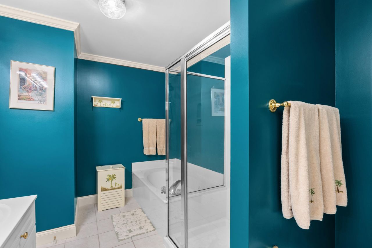 48 Twelve Oaks Dr. Photo 26