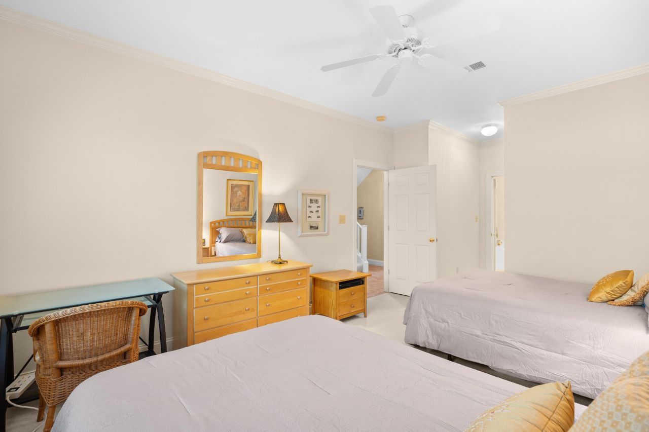 48 Twelve Oaks Dr. Photo 30