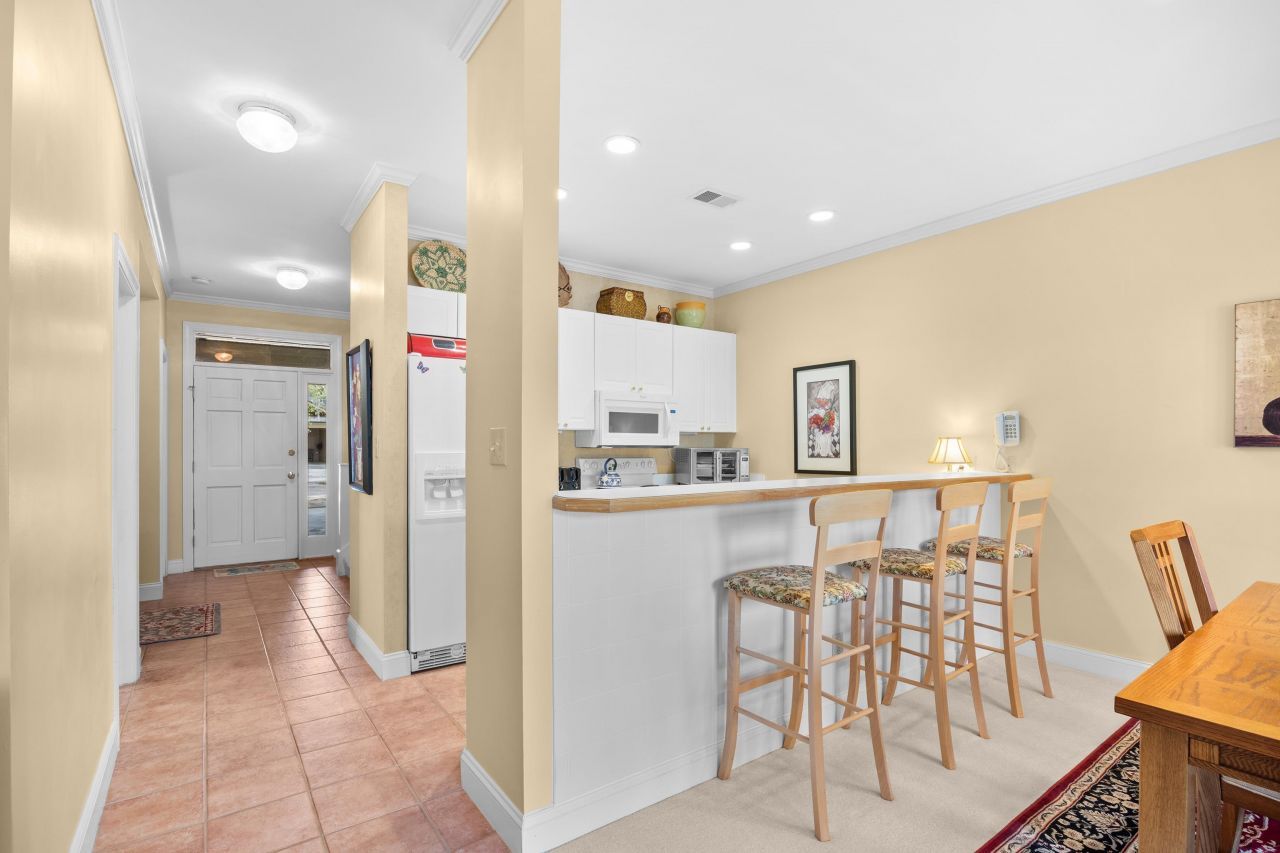 48 Twelve Oaks Dr. Photo 7