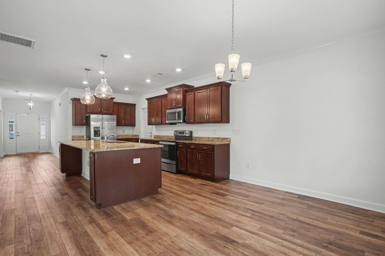 5207 Country Pine Dr. Photo 38