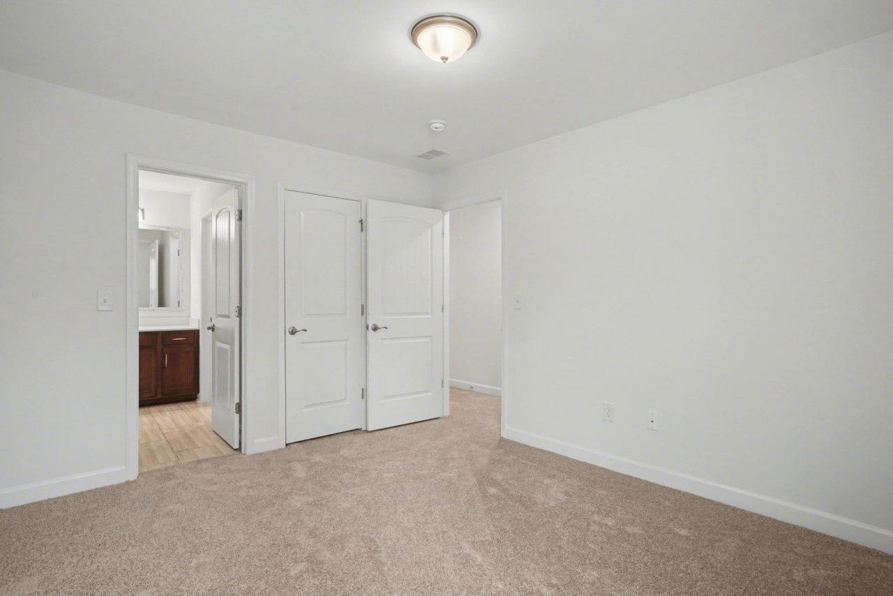 5207 Country Pine Dr. Photo 61