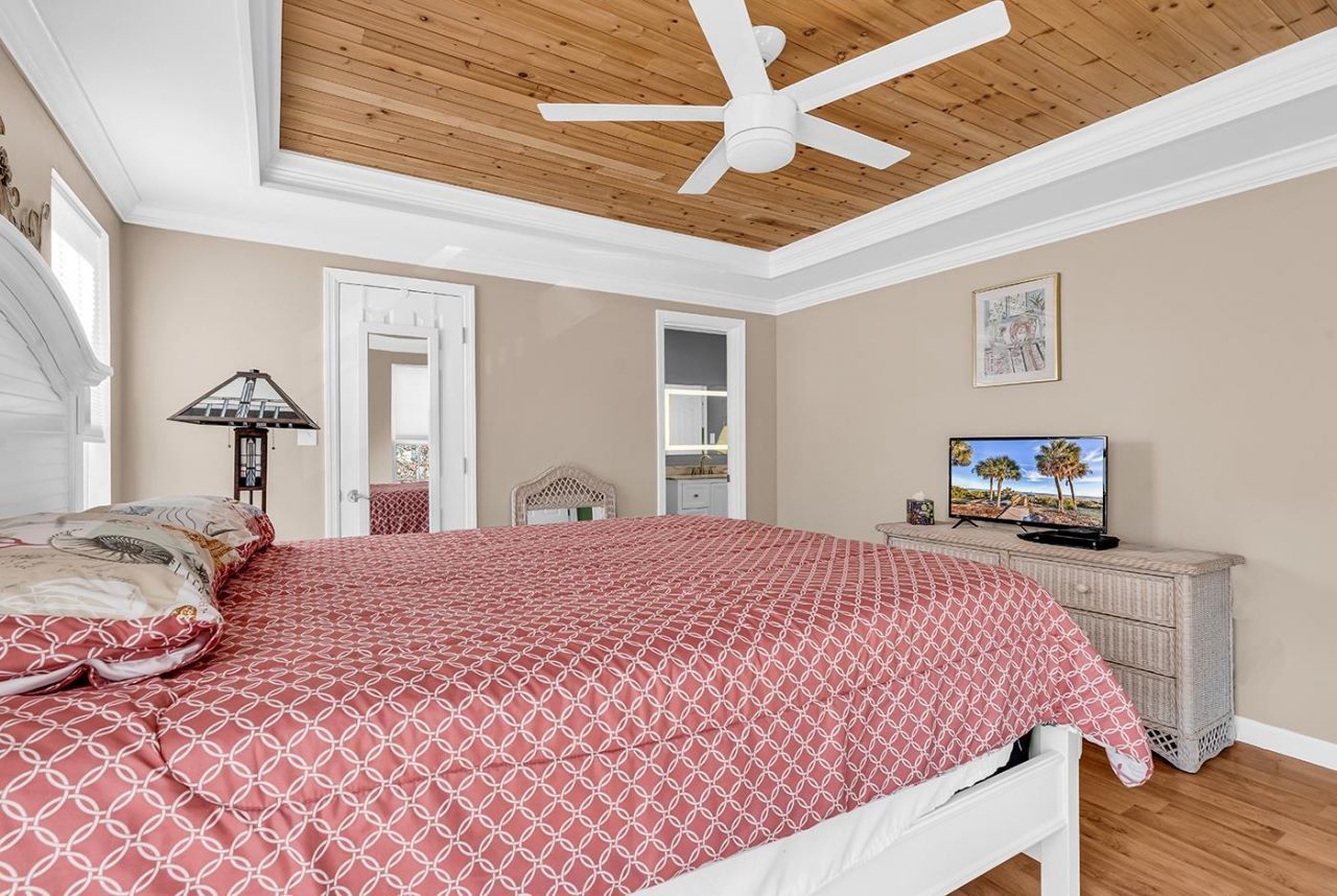 4357 Spa Dr. Photo 15