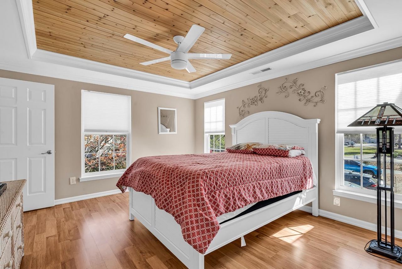 4357 Spa Dr. Photo 16