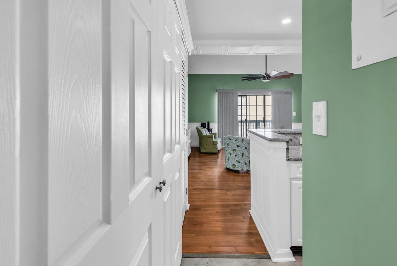 4357 Spa Dr. Photo 22