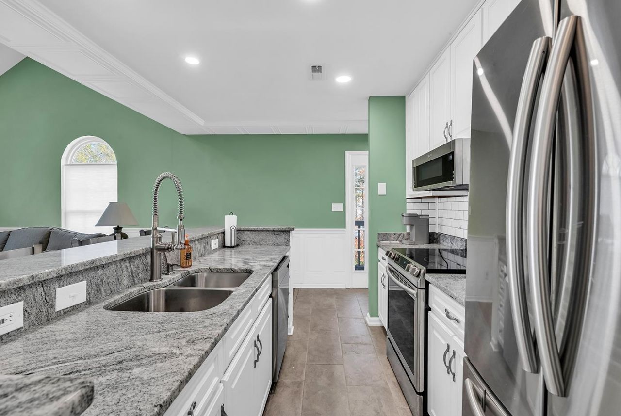 4357 Spa Dr. Photo 9