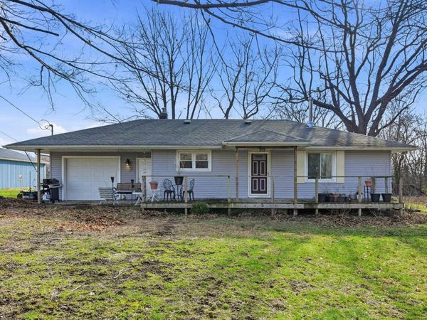 8092 S 300 E, Markleville, IN 46056