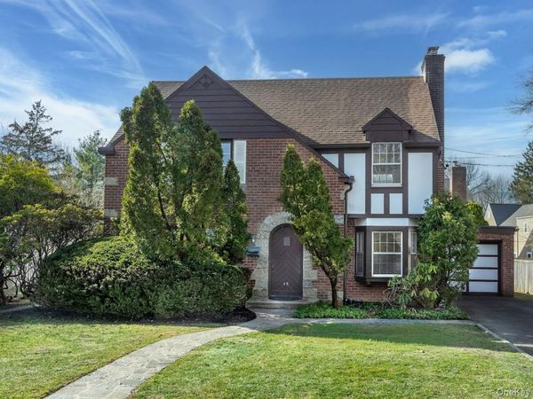 48 Fenwick Road, Hastings-on-Hudson, NY 10706